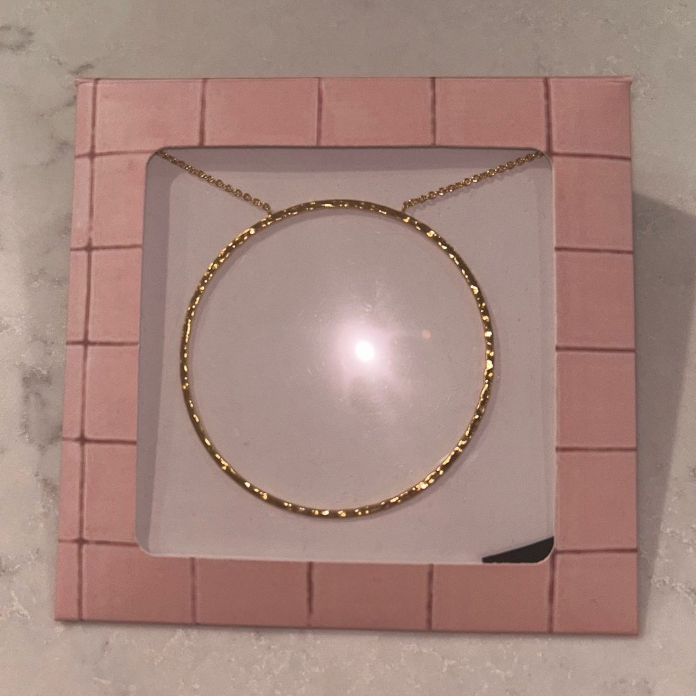 NEW! Gold Hammered Circle Pendant Necklace